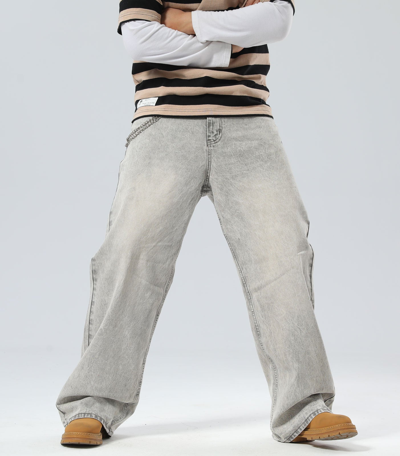 Plaid&Plain Men's Washed Grey Baggy Jeans |  Wide Leg Denim Pants for Hip Hop & Skateboarding